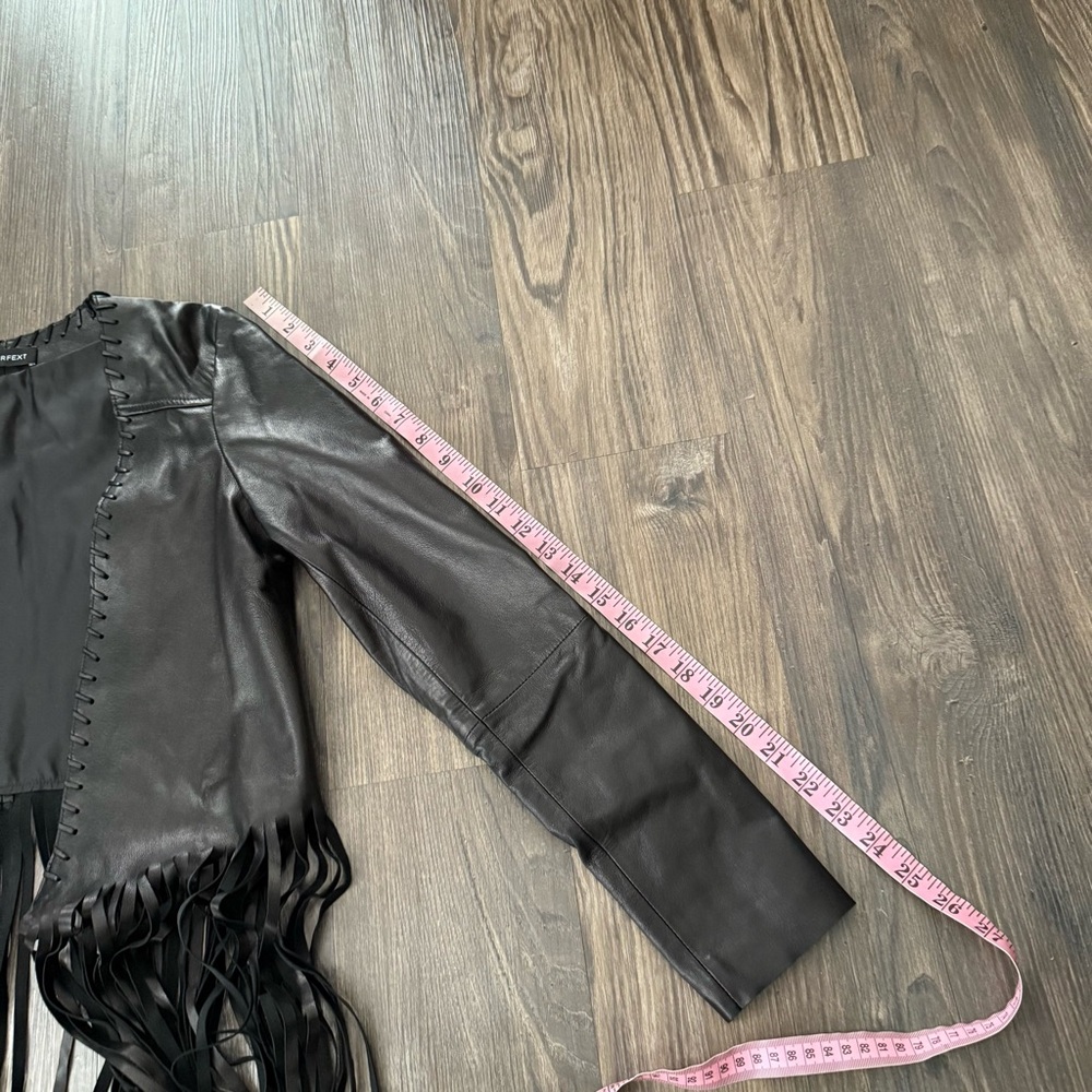 ThePerfext Christy Fringe Trim Accent Western Genuine Leather Jacket - Picture 12 of 16
